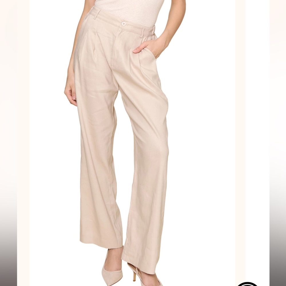 NWT Central Park West Barker Pants in Sand